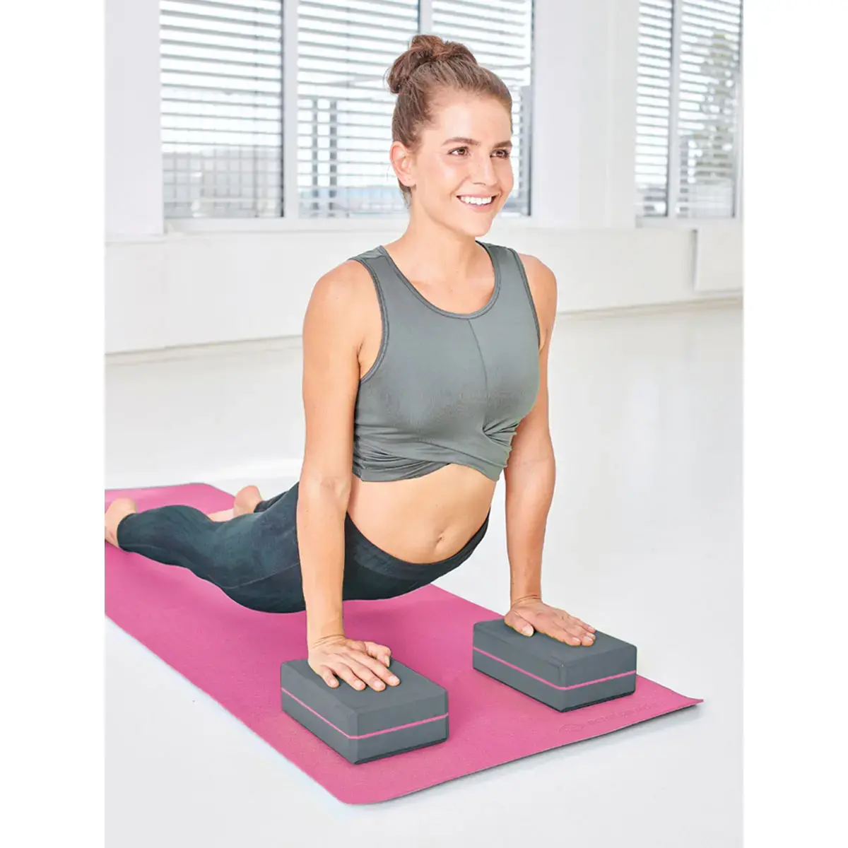 Bloc de yoga, 200 g, gris/rose - Schildkröt photo du produit