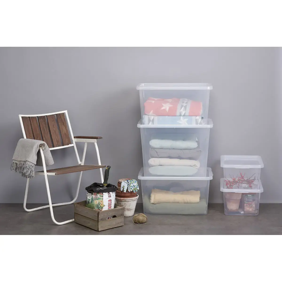 Boîte de rangement BASIC BOX, 2,3 litres - Plast Team photo du produit