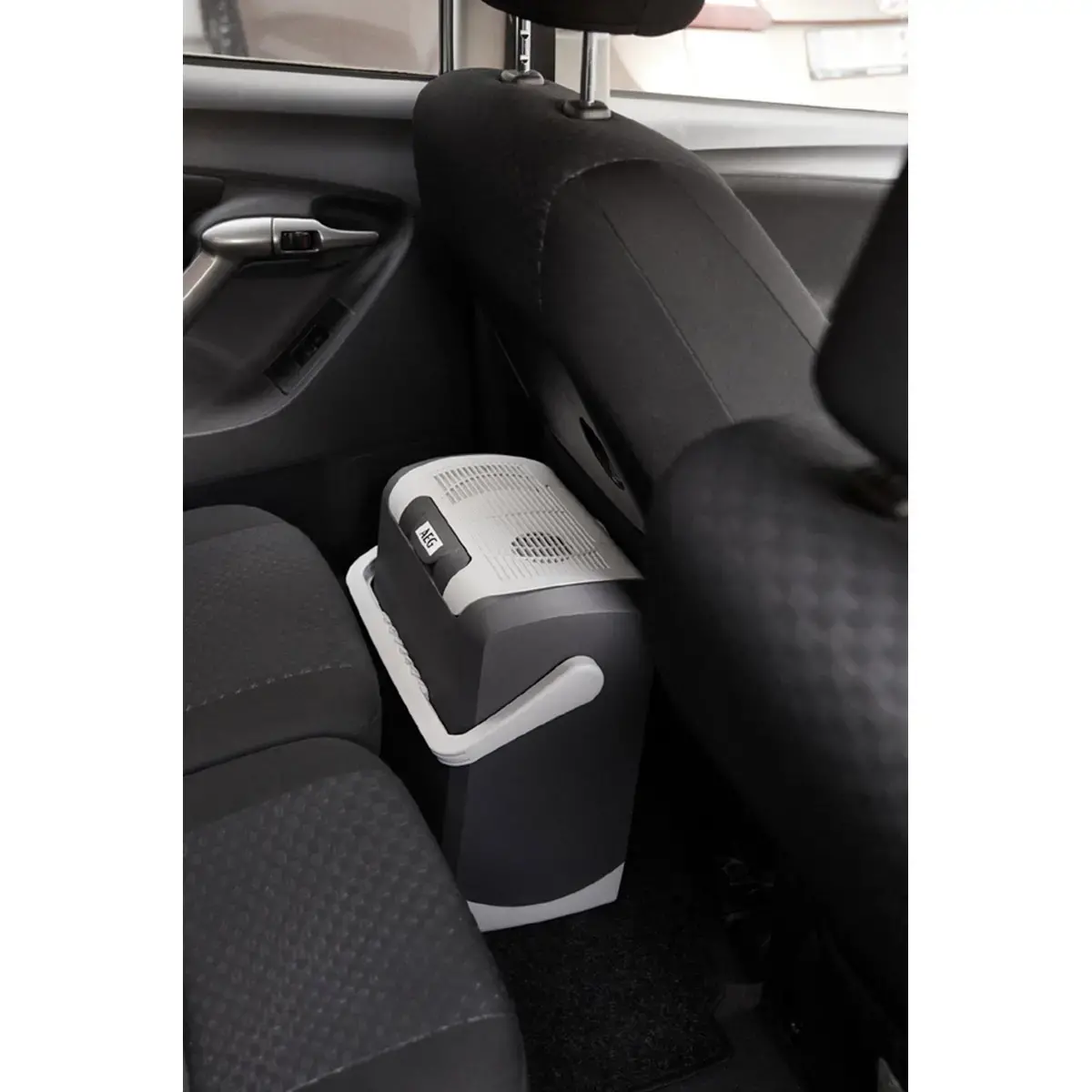 Glaci&egrave;re KK 14, capacit&eacute; 14 litres, noir - AEG photo du produit