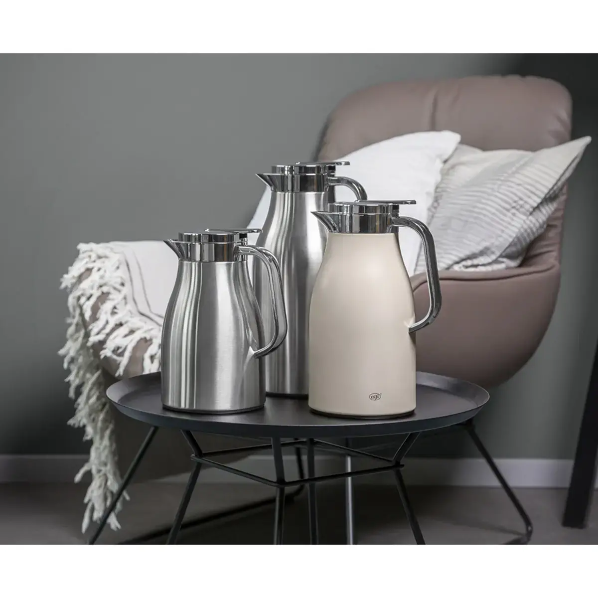 Pichet isotherme SKYLINE, 1 litre, argent mat - Alfi photo du produit