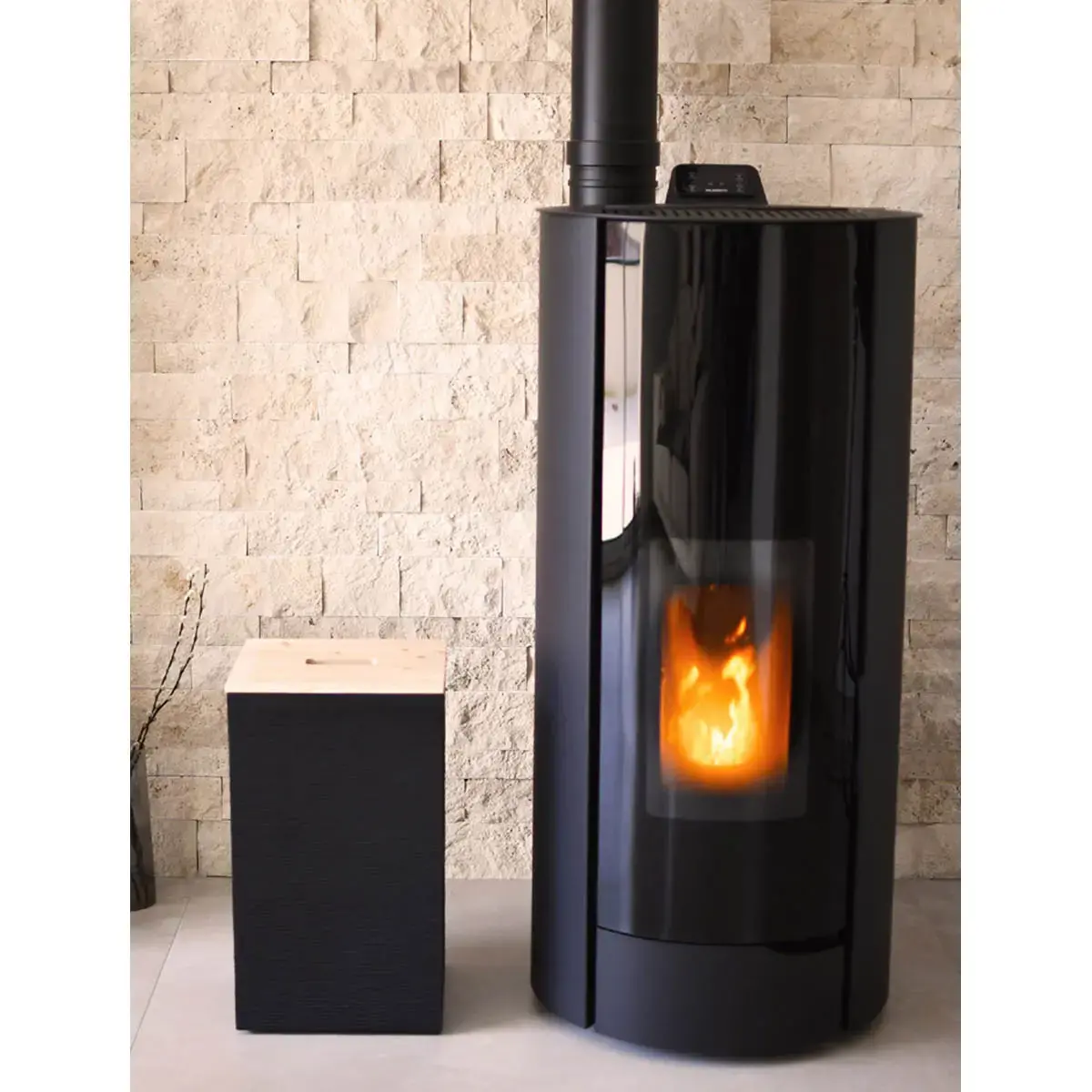 EDA Bac pour granul&eacute;s de bois, 36 litres, noir photo du produit